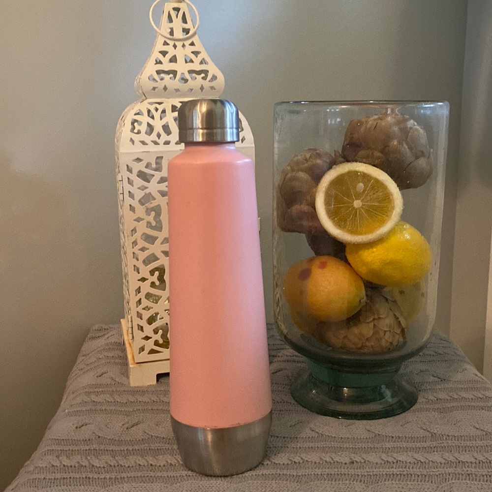 ❤️Water Bottle Stainless Steel Pink! 18.9 Oz